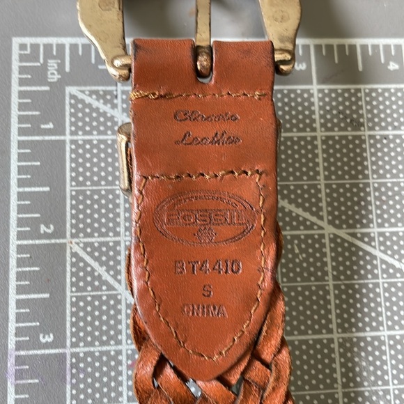 Fossil leather belt